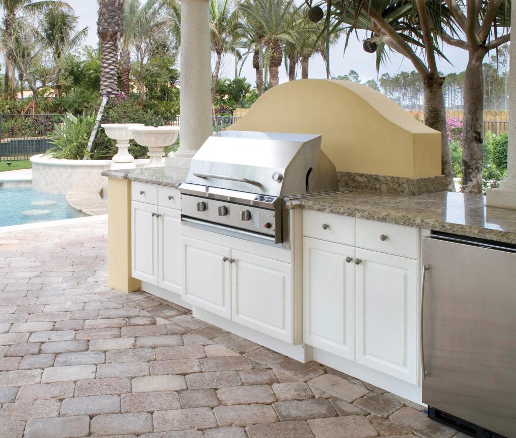 Tips for building an outdoor kitchen for clients Woodworking Network